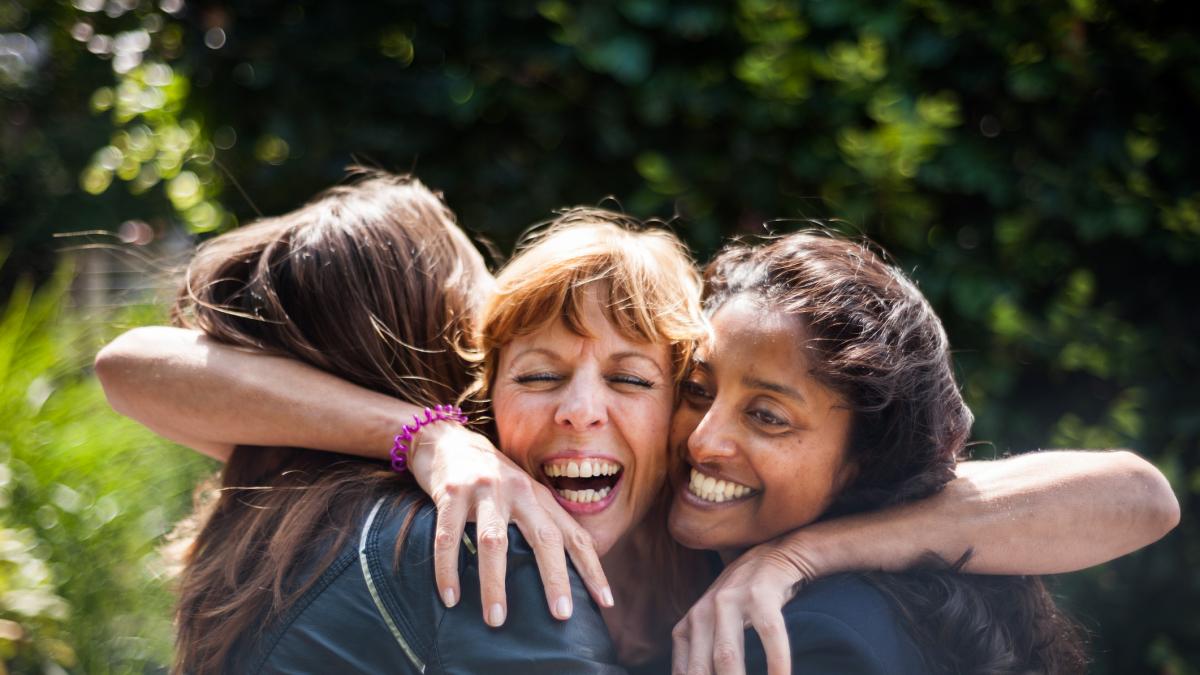 Muchos se muestran reacios a acudir a las reuniones de exalumnos y apuntan los principales motivos