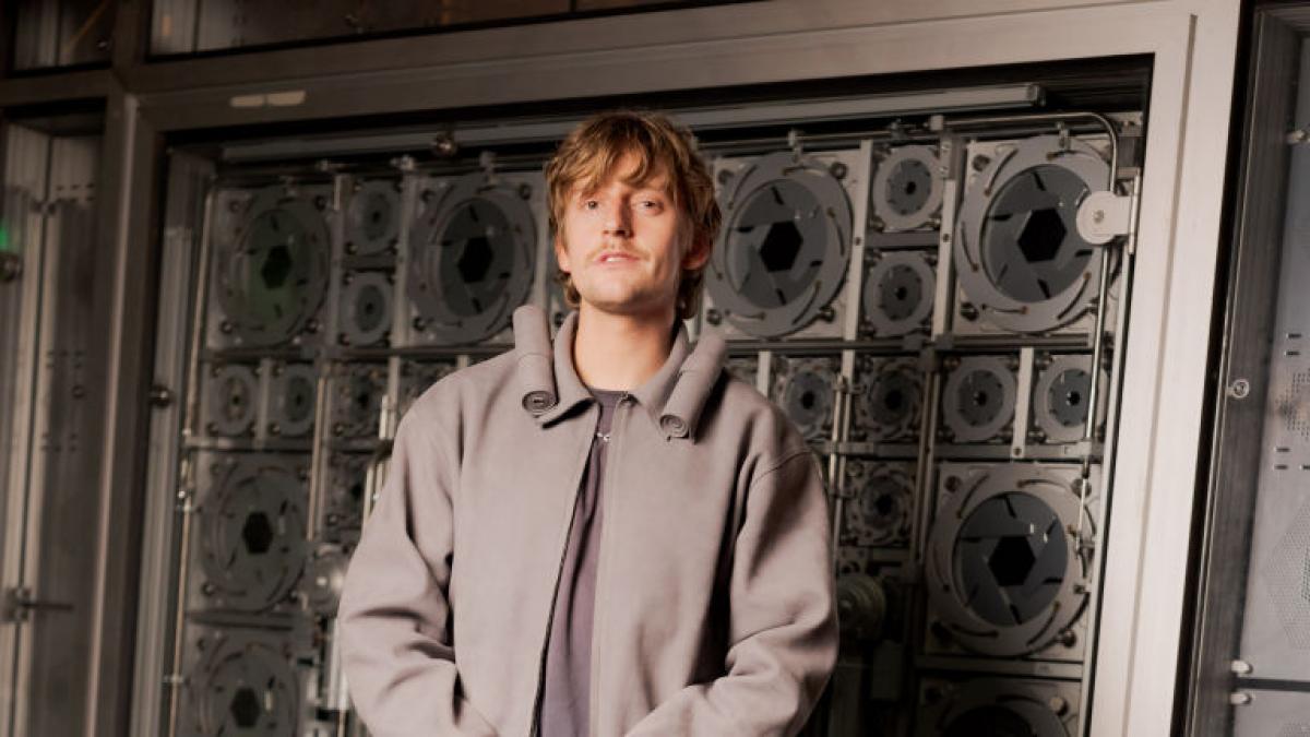 Gustaf Westman, diseñador de Ikea, vive en un apartamento de 30 metros: &quot;Con un cristal transformas una habitación entera&quot;