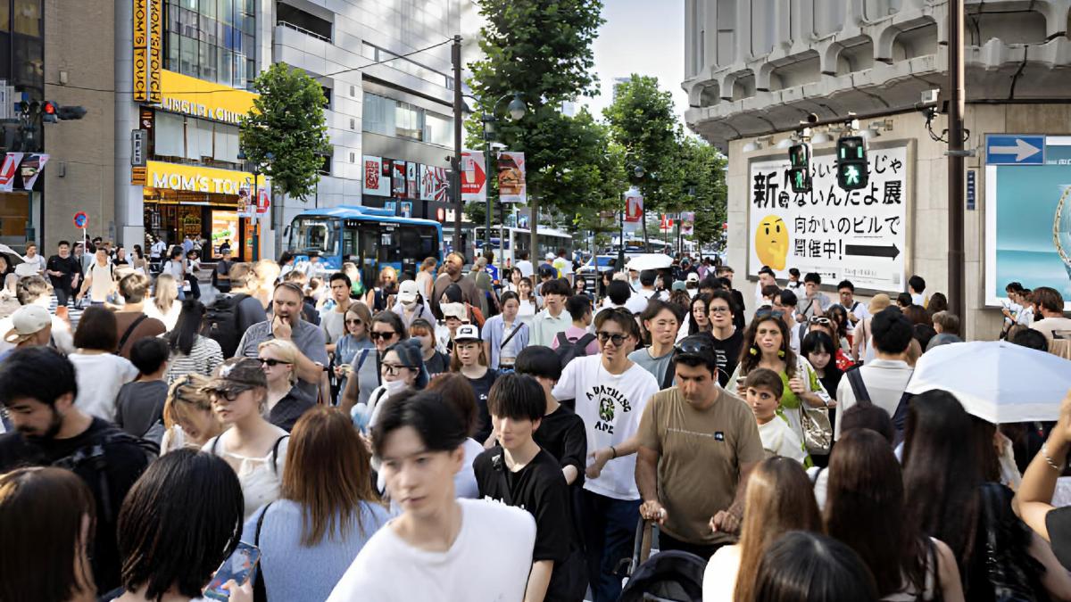Japón se pone seria con la llegada masiva de turistas y piensan en el impuestazo para la conservación urbana