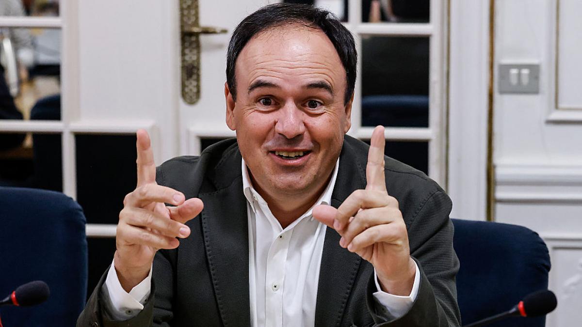 Feijóo elige a Pérez Llorca para suceder a Mazón como presidente de la Generalitat