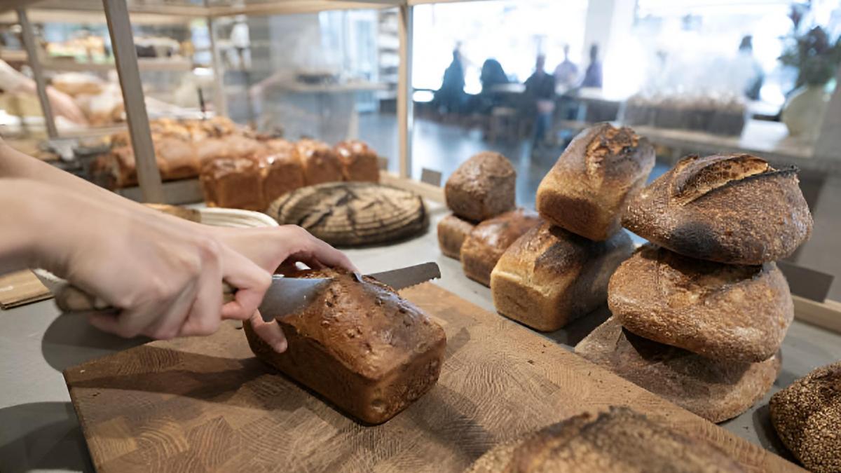 Ángel Riera, catalán que elabora miles de panes ecológicos en un pueblo de Navarra de 15 habitantes:  La constancia, la paciencia y el amor son la clave de todo éxito 