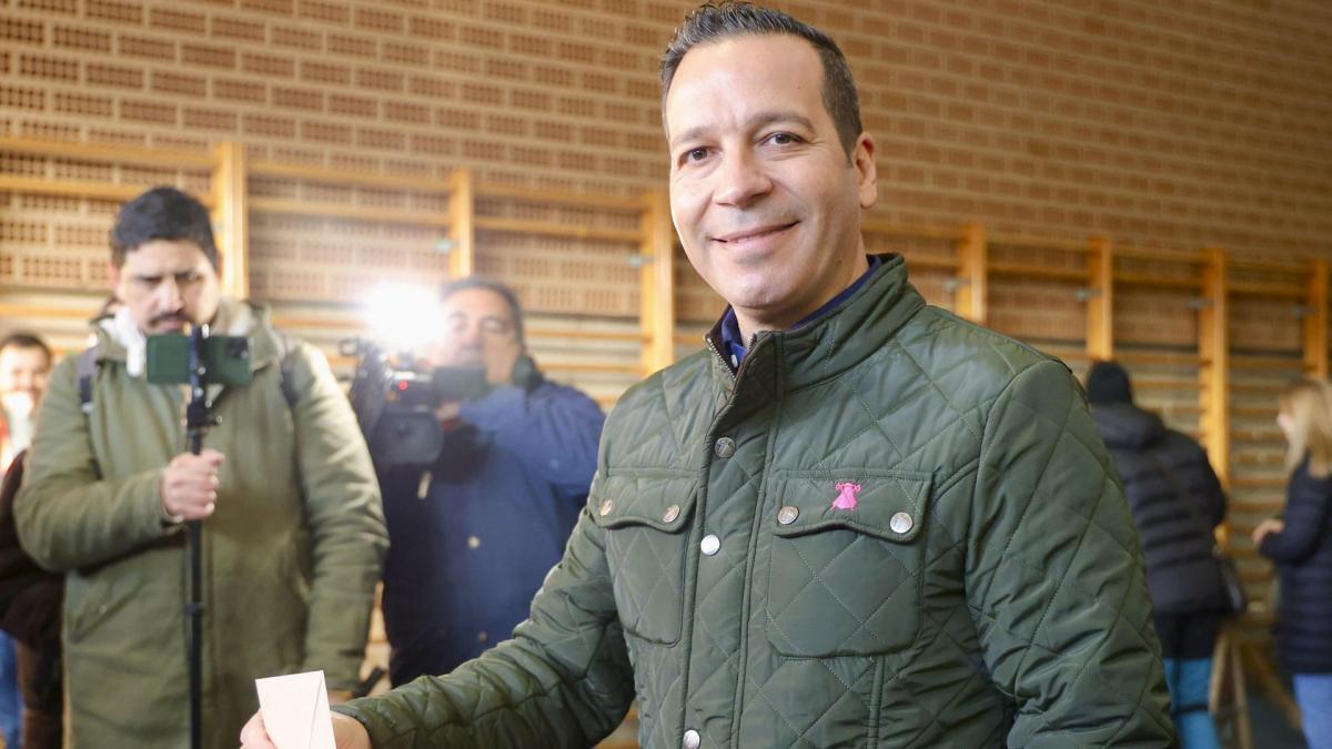 Cáceres y Bada... Vox: la ultraderecha crece con fuerza en Extremadura hasta los 11 escaños y sostendrá la llave para gobernar