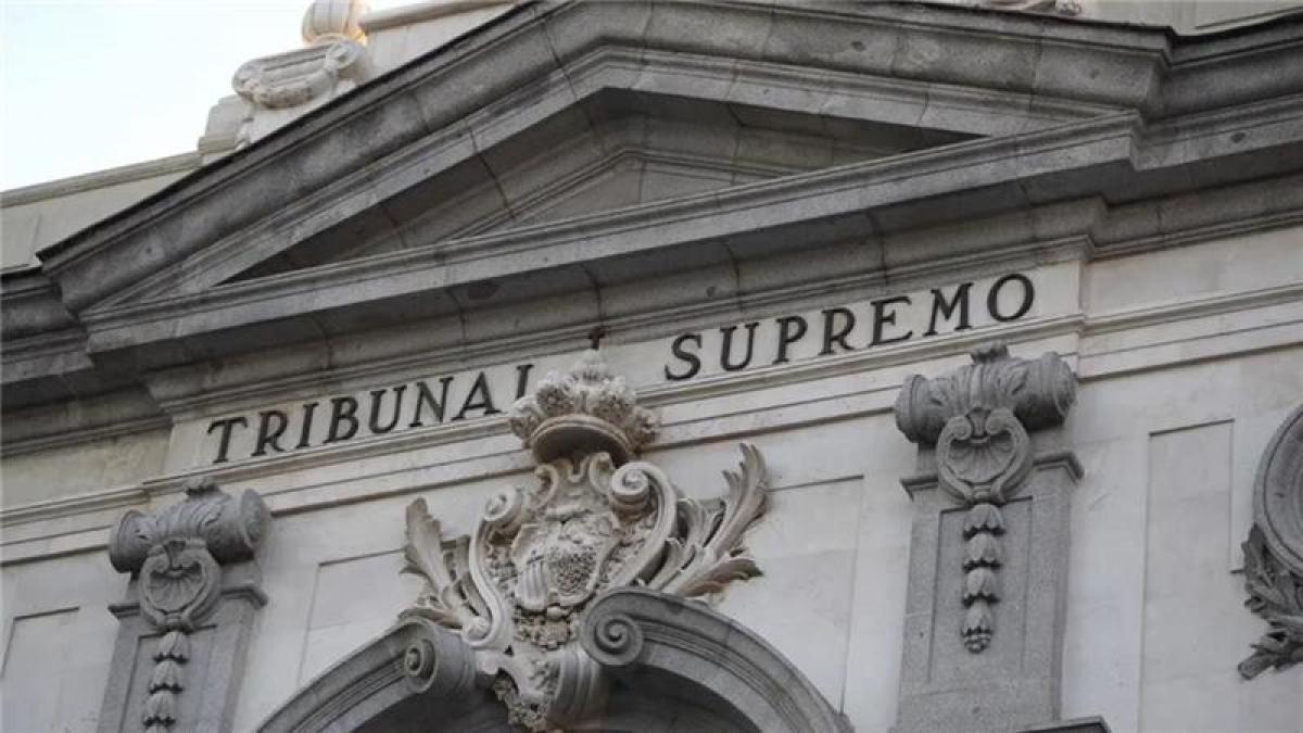 El Supremo estudiará la petición de Madrid y Vox para paralizar la regularización de migrantes
