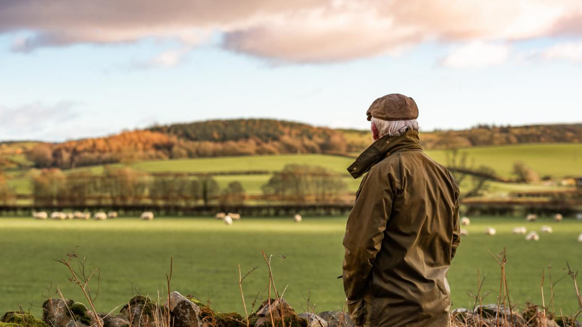 Gerardo, médico rural jubilado:  Es habitual ver personas de 95 o 96 años que salen a andar todos los días 4 o 5 kilómetros 