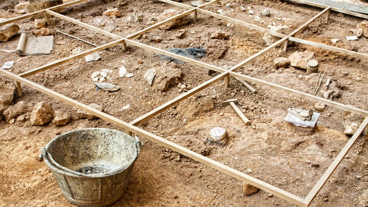 Un niño de 12 años encuentra una gema de 1500 años