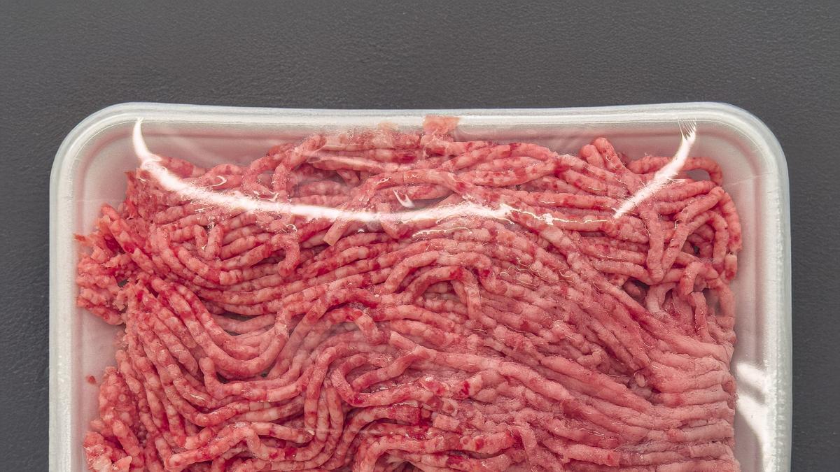 Un tecnólogo de los alimentos lanza un aviso importante a todos los que suelen consumir carne picada