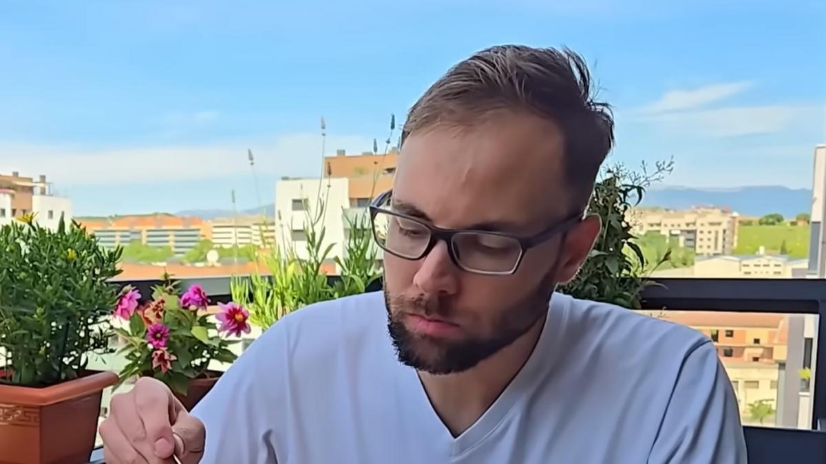 Bruce, estadounidense en Logroño:  Por 950 euros alquilamos un piso de tres habitaciones y dos baños 