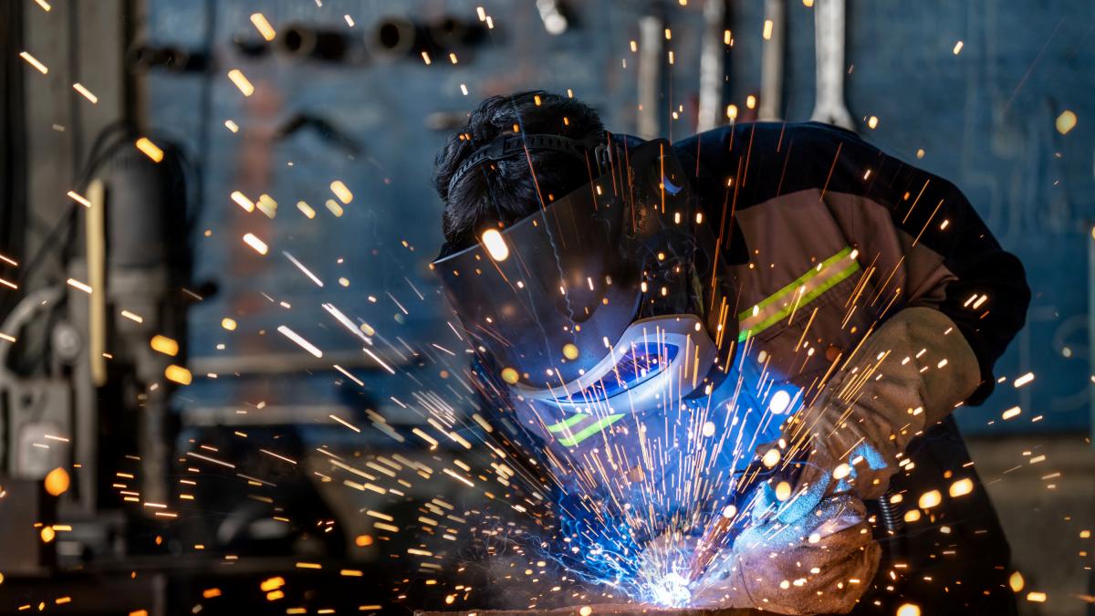 Manuel Balber, soldador de los astilleros de Cádiz: "Llevamos seis años sin poder trabajar aquí por reclamar que se cumpla el convenio"