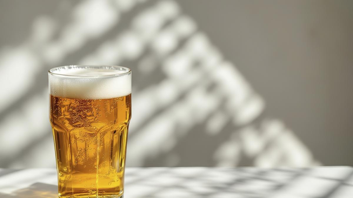 La cervecería que captura CO2 del aire para carbonatar su cerveza: es un 15% más barata que el CO2 industrial y tiene una huella de carbono 10 veces menor