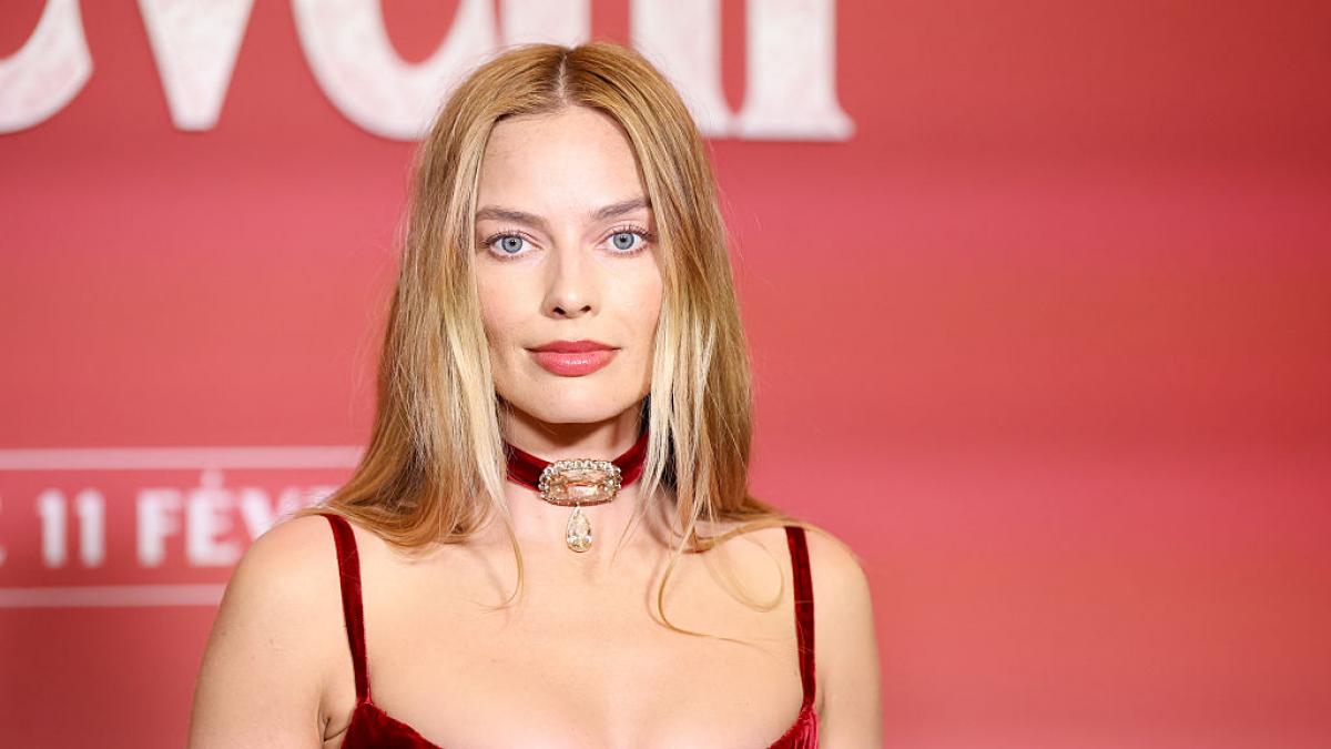 Margot Robbie desvela el regalo más ofensivo que le hizo un compañero de rodaje: "Era básicamente un libro diciéndote que tenías que comer menos"