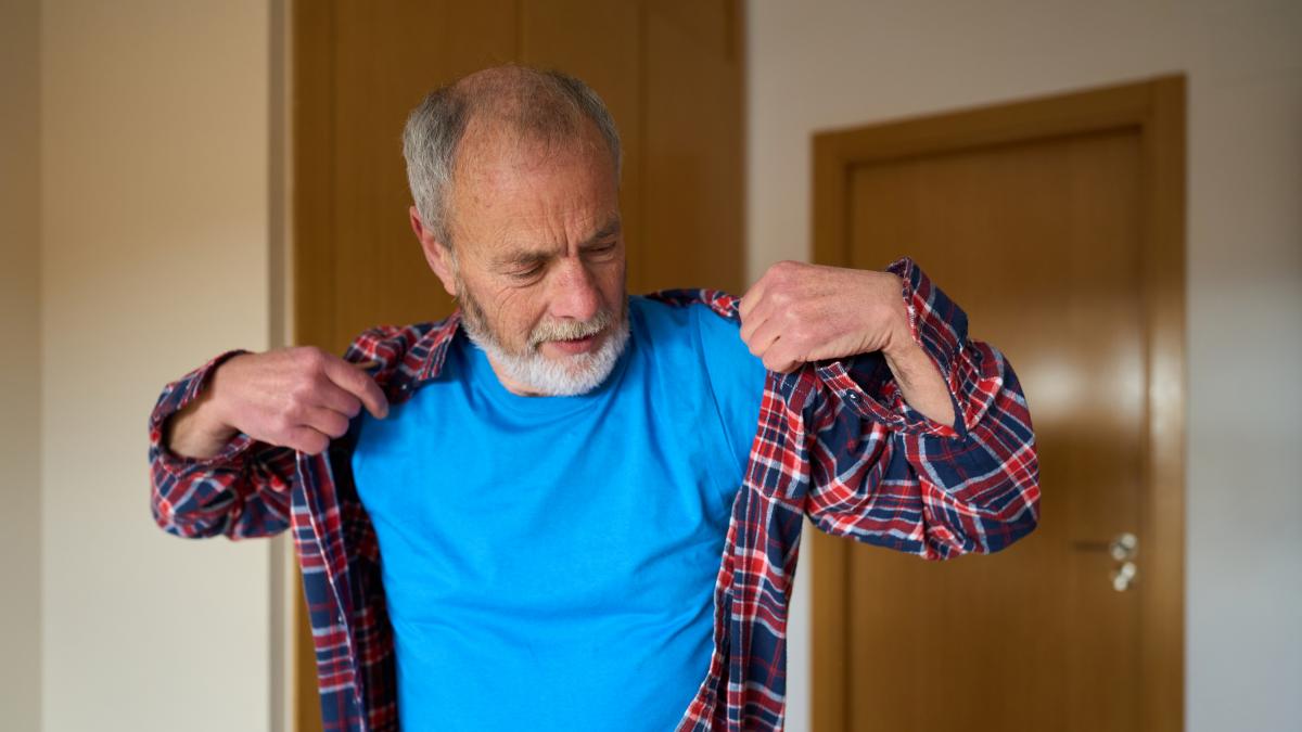 David, jubilado de 70 años, comparte piso con 5 desconocidos: "Encontrar alojamiento siendo mayor es muy difícil"