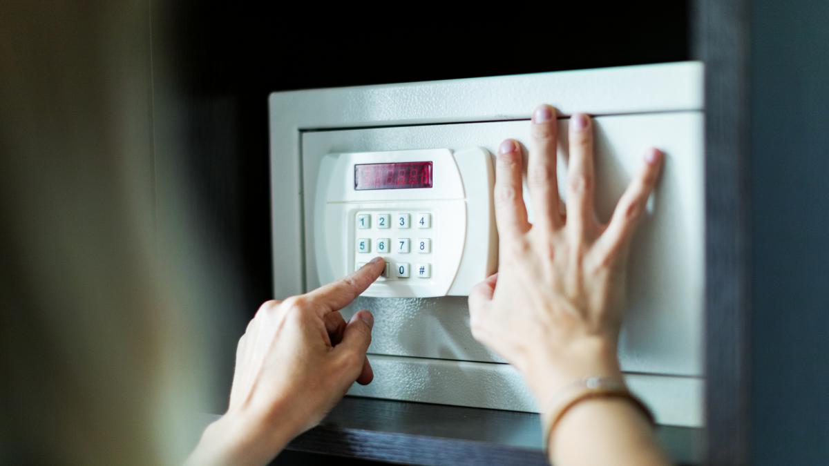 Roban la caja fuerte del hotel del santuario de Núria y no te creerás lo que hicieron con ella