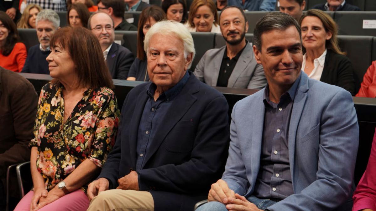 El jarrón chino se ha roto: ministros del PSOE sugieren a Felipe González que se vaya del partido