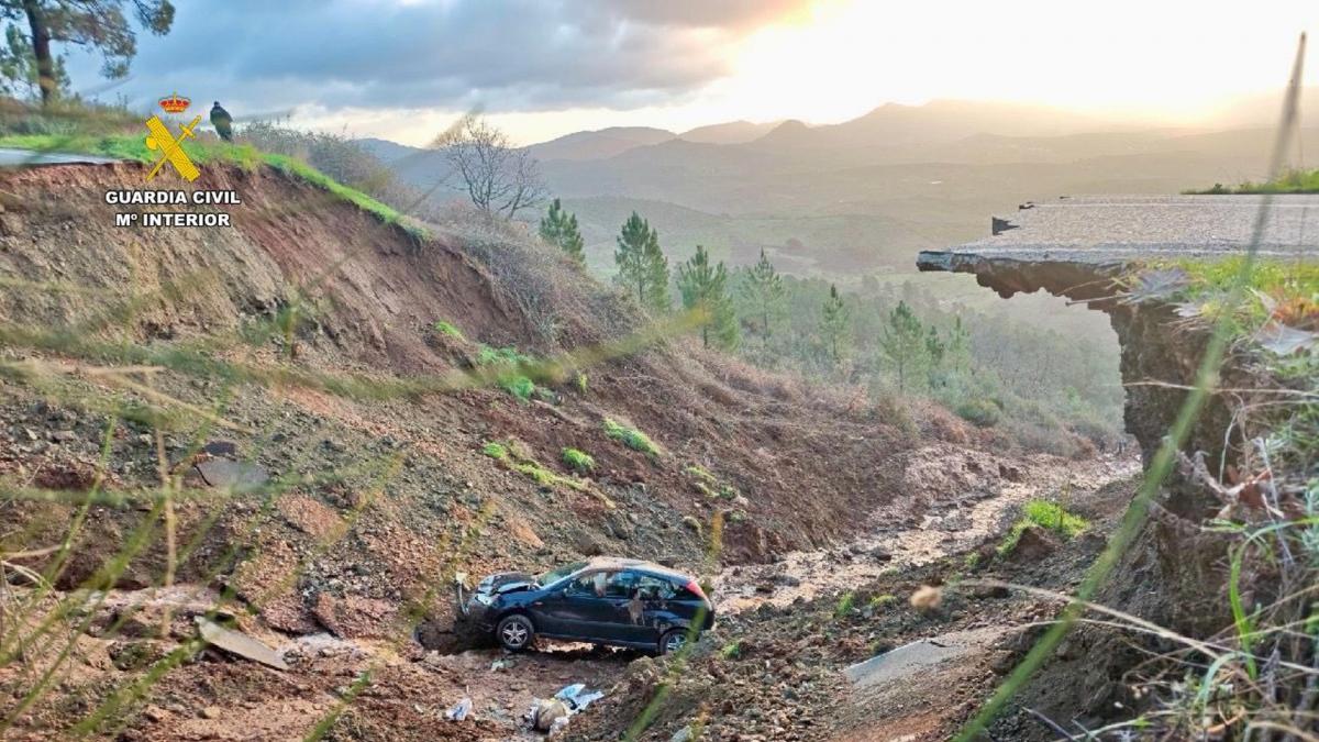 El temporal de lluvia mantiene 66 carreteras cortadas, 50 de ellas sólo en Andalucía