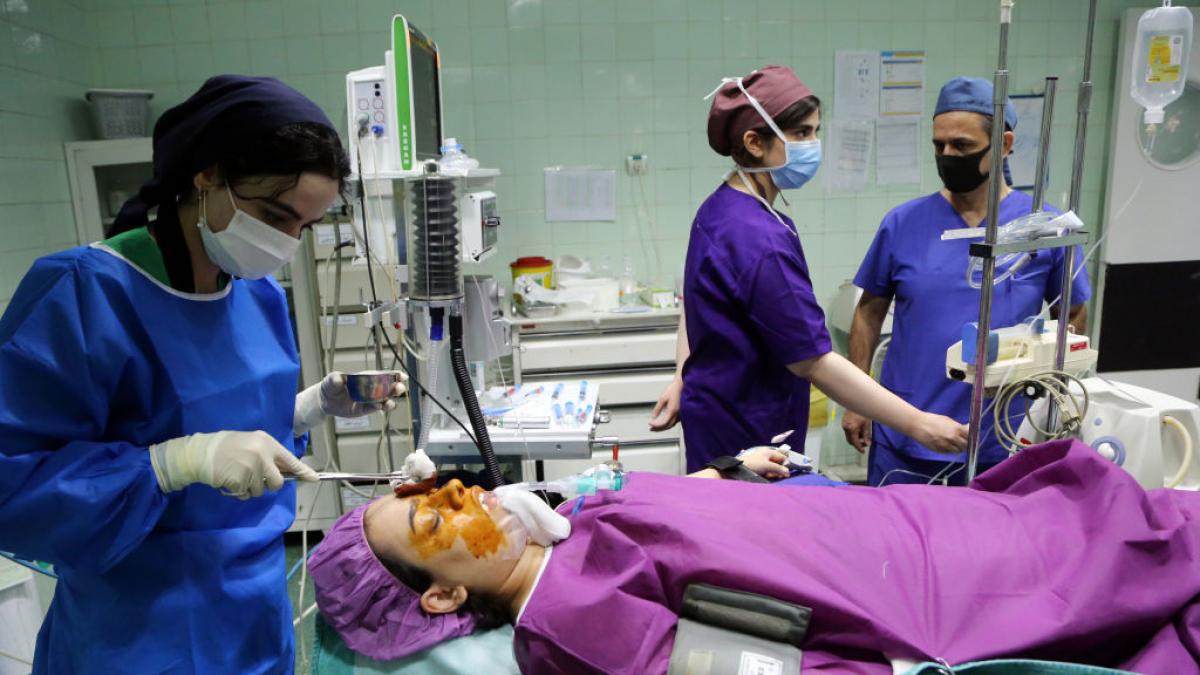 Mina, médica en Teherán, tras los bombardeos de Estados Unidos e Israel a Irán: "Todos los que conozco están felices y esperanzados"