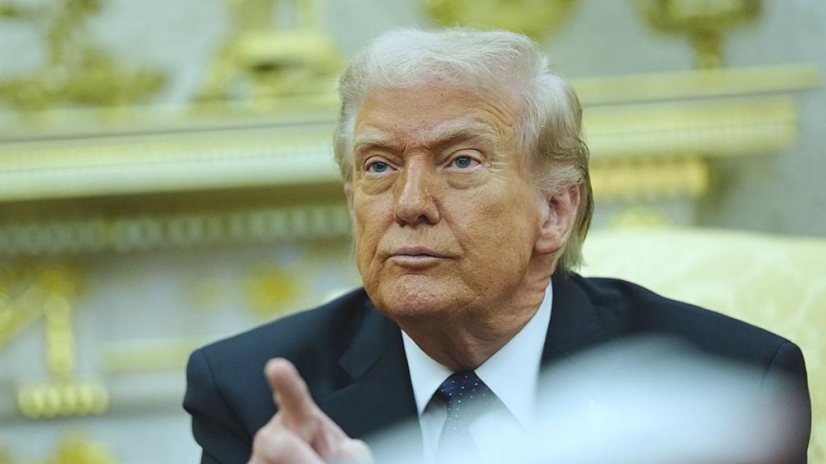 Trump sorprende con Cuba: "No me importa que llegue petróleo ruso… tienen que sobrevivir"