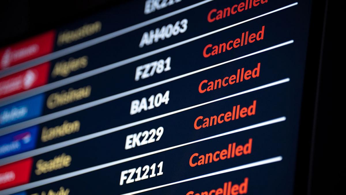 Los vuelos comerciales desde Oriente Medio están agotados por la guerra: los jets privados para huir a Europa cuestan hasta 350.000 dólares