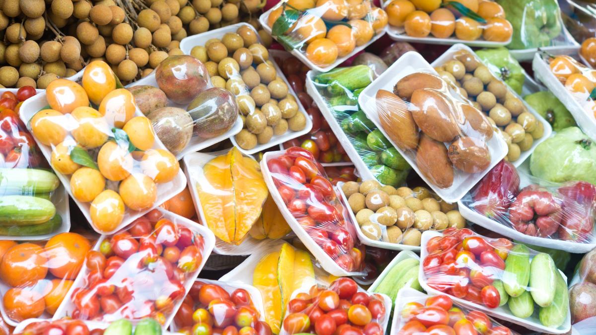 Supermercado en Tailandia sustituye el plástico por hojas de plátano en ...