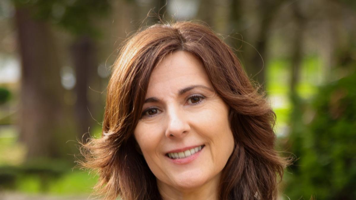 Esto es lo que dice la escritora Mayte Uceda que deberían hacer los jóvenes españoles que apoyan el franquismo