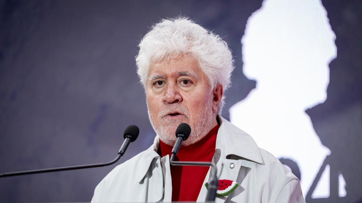 Pedro Almodóvar, sobre las elecciones: 'Es el momento más delicado desde que existe la democracia'