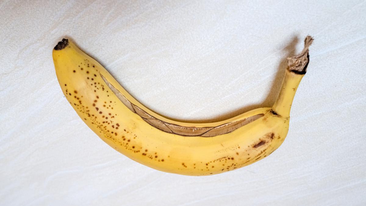 Si tienes dudas sobre si puedes comerte los plátanos que están así, un tecnólogo de alimentos aclara si hay peligro de verdad en ellos o no