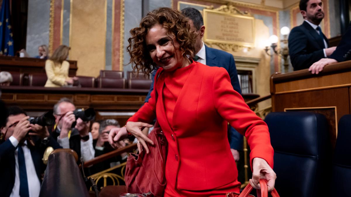 María Jesús Montero, la candidata que deja deberes en Moncloa y buscará su propio  Domingo de Resurrección 