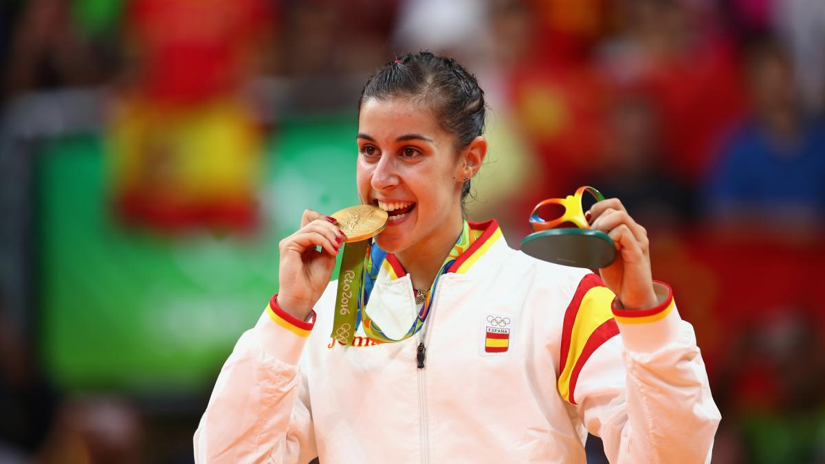 Carolina Marín: La emotiva despedida de la leyenda del bádminton, Gill Clark, que “debería enseñarse en las escuelas”