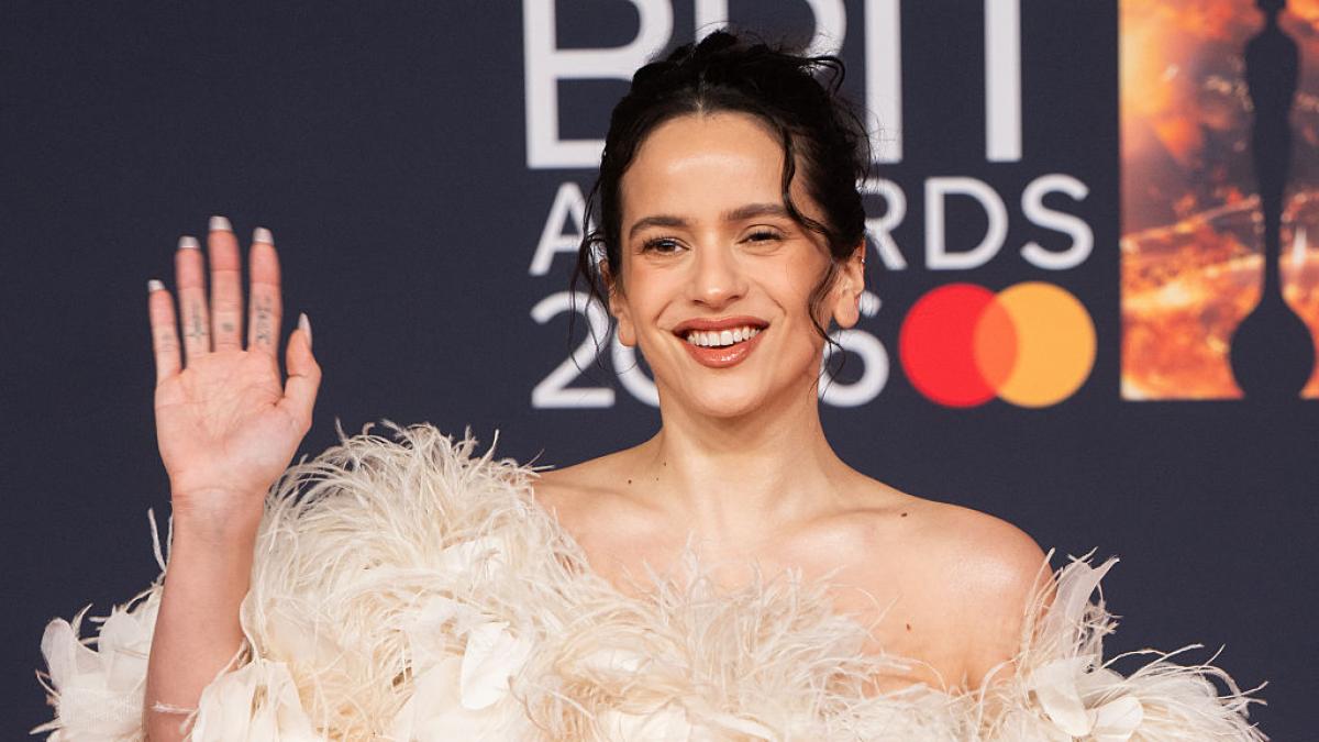 Rosalía genera un sinfín de comentarios al ordenar así las comidas españolas: ojo a su favorita