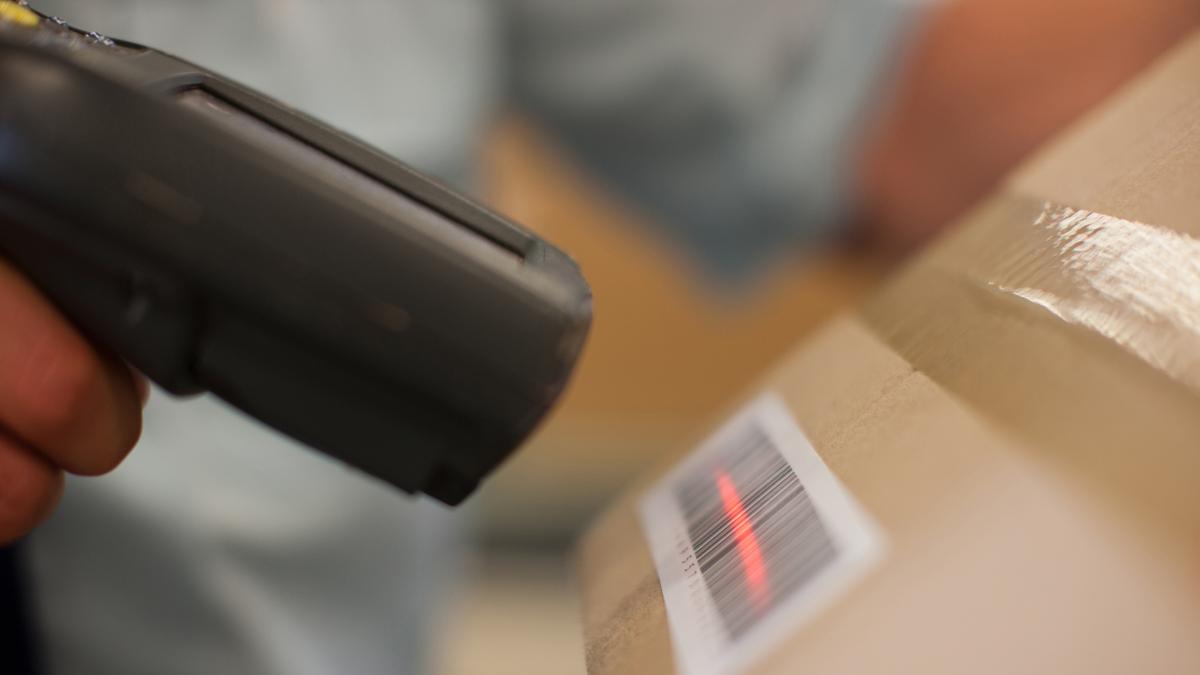 Cambian los códigos de barras para pagar menos en las cajas de autopago de Ikea: dos hermanos tienen que acabar pagando una multa de 18.000 euros