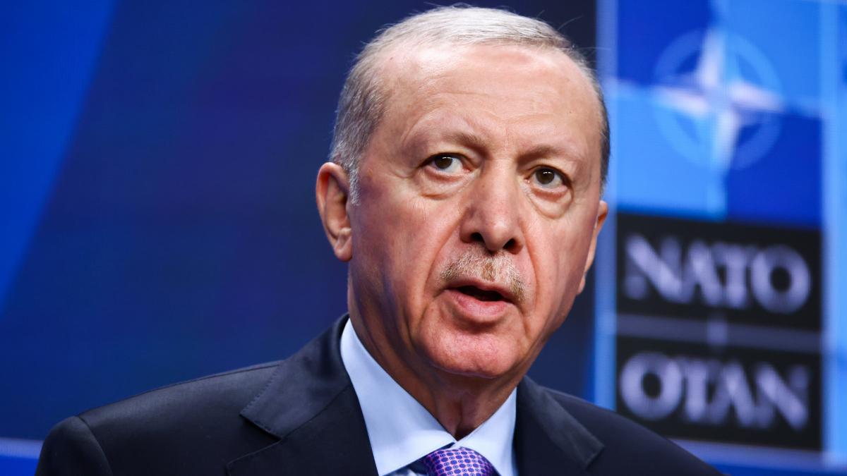 La OTAN intercepta un nuevo misil iraní en el espacio aéreo de Turquía, el cuarto desde que comenzó la guerra en Oriente