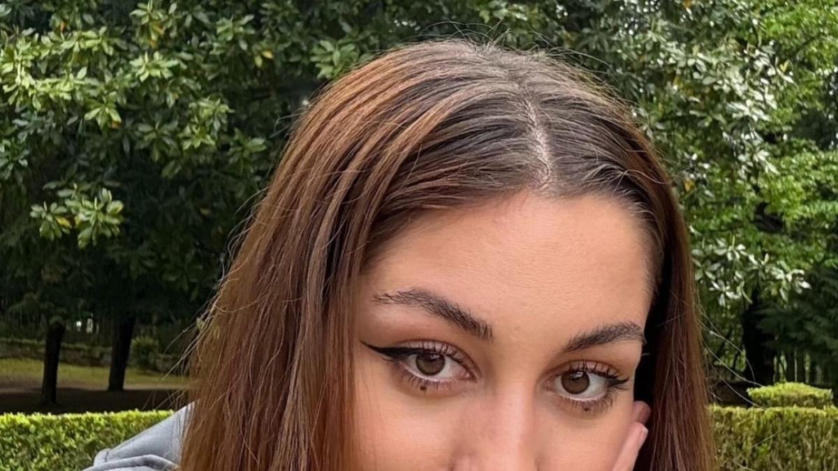 Adriana Hest, la politóloga que triunfa en TikTok: "La ultraderecha vive de los bulos porque son más atractivos que la verdad"