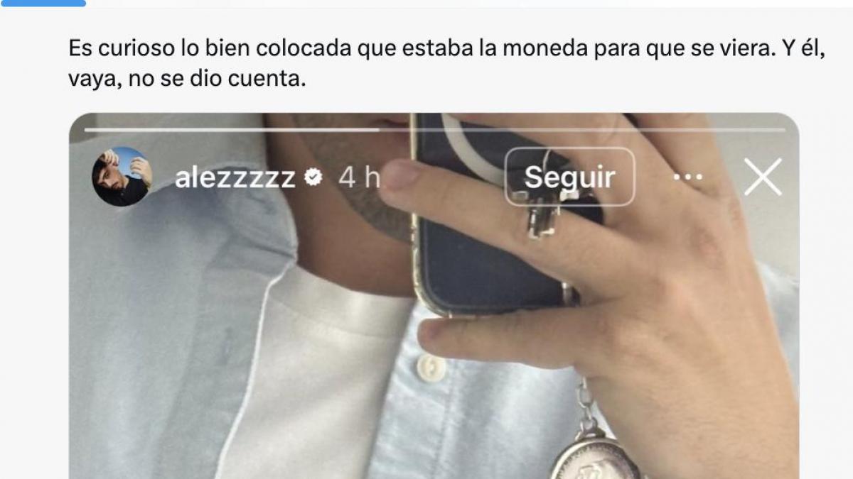 Un concursante de 'Operación Triunfo' pide perdón por llevar este objeto franquista: "Esas llaves no me pertenecen a mí"