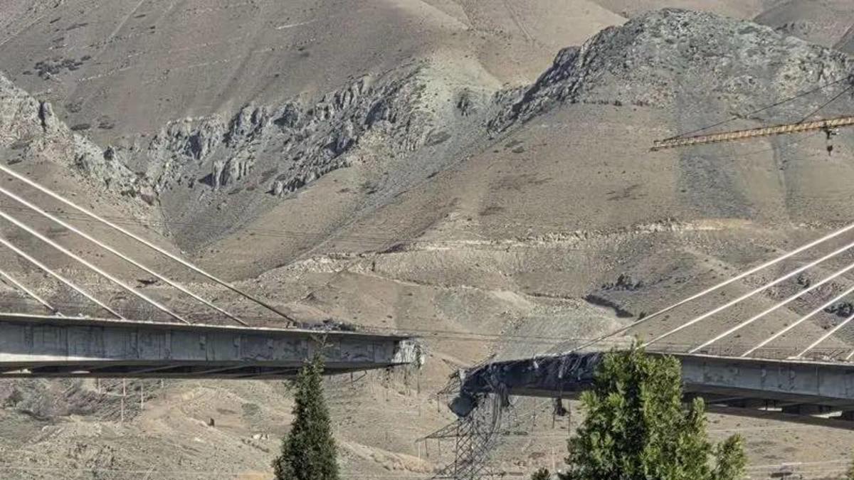 EEUU vuela el "puente más largo" de Irán como aviso de lo que sería enviarlos "de vuelta a la Edad de Piedra"