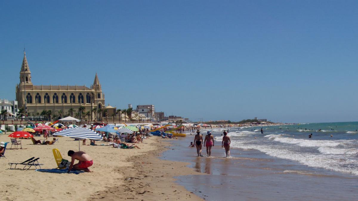 Jorge Macías, modelizador de tsunamis de la Universidad de Málaga: "Si notas algo muy fuerte cerca de la costa, no esperes a la alerta, incluso un primer piso puede ser suficiente"