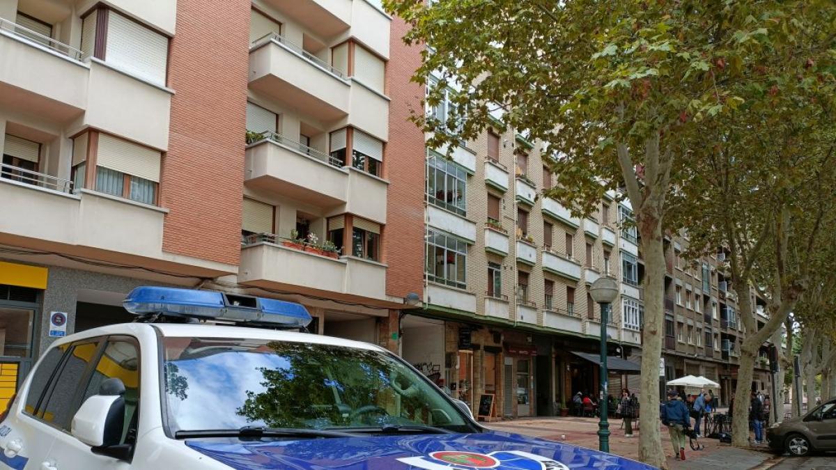Detenido un hombre en Berriz (Bizkaia) tras apuñalar a su pareja delante de sus hijos