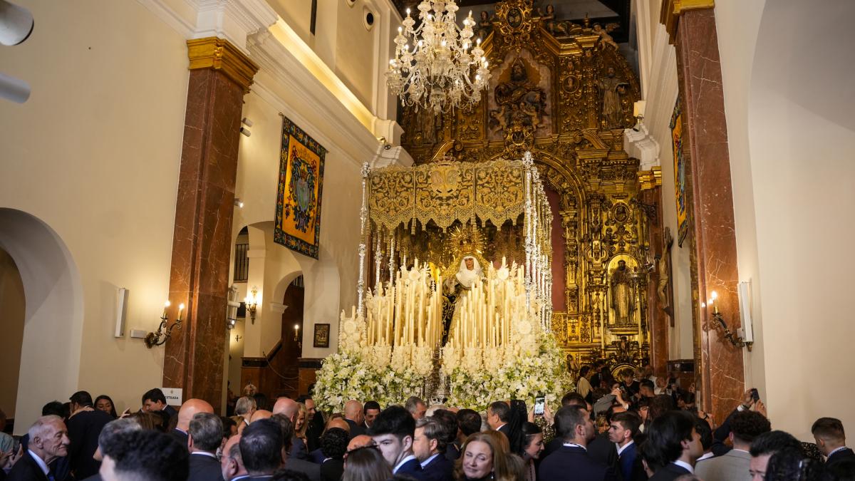 Un turista irlandés vuelve de la Semana Santa en Sevilla y se hace la pregunta del siglo
