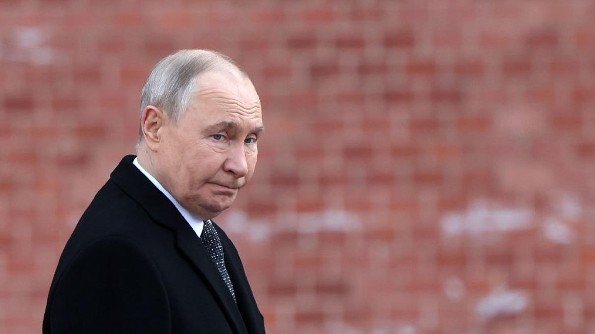 Los drones de Ucrania están dando donde más le duele a Putin: el petróleo ruso ha dejado de ganar casi 1.000 millones en una sola semana