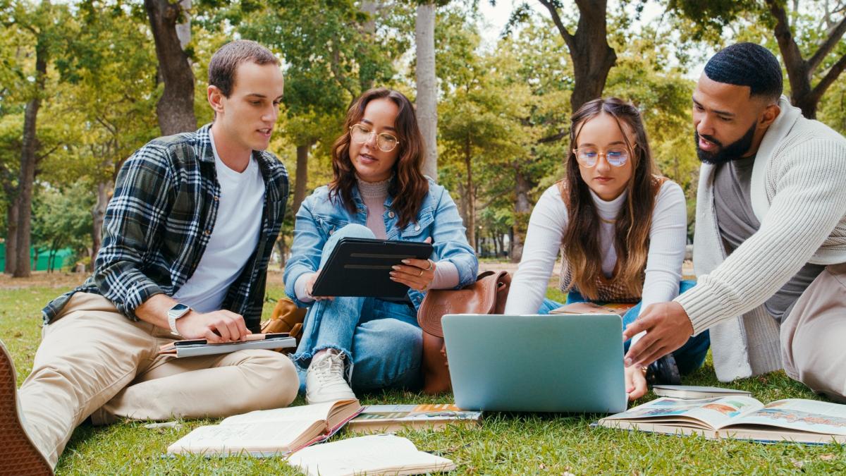 Becas MEC 2026-2027: ya puedes pedirlas desde hoy con nuevas ayudas y cambios clave en los requisitos