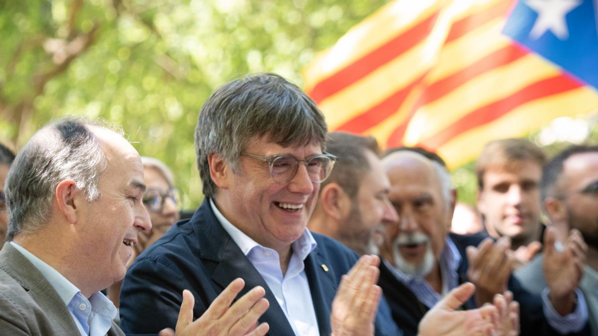 Puigdemont dice que Ceuta y Melilla "son dos colonias dentro de Marruecos" y plantea un referéndum
