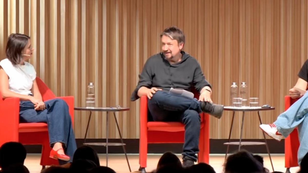 Xavi Domènech compara a Rufián y Montero con dos personajes históricos y les hace gesticular de inmediato