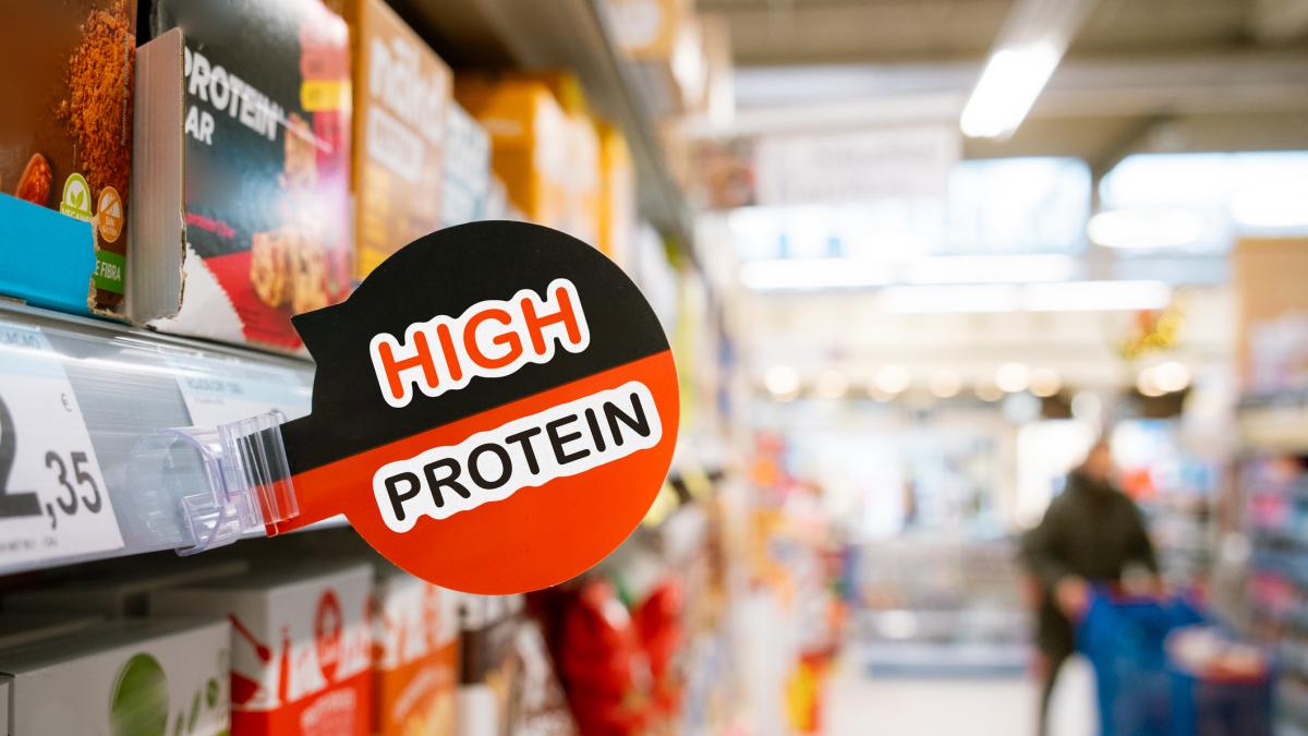 Ana Luzón, técnica en nutrición, sobre las etiquetas que parecen sanas en el supermercado: