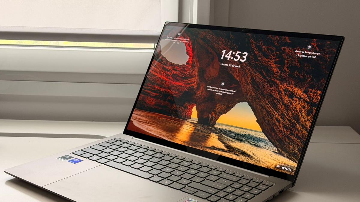 Portátiles e IA nunca han ido tan bien de la mano: he probado el portátil de Acer que quiere dar un golpe en la mesa