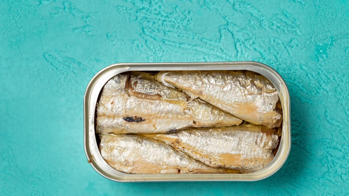 Las sardinas, el nuevo alimento 'milagroso' según las redes para tener una piel bonita