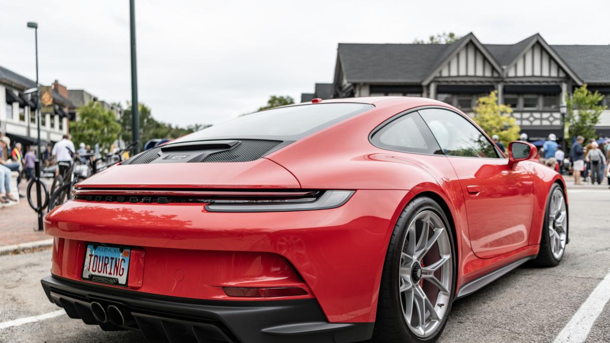 Compra un Porsche por 215.870 euros, lo conduce menos de 1000 km y se saca más de 50.000 euros de beneficios por venderlo