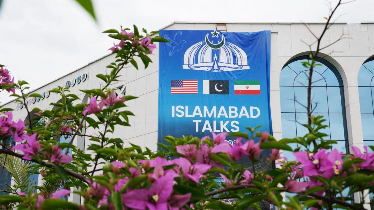 Irán y EEUU dan por terminadas las conversaciones de paz: Vance pone sobre la mesa una "oferta final y definitiva" y abandona Islamabad