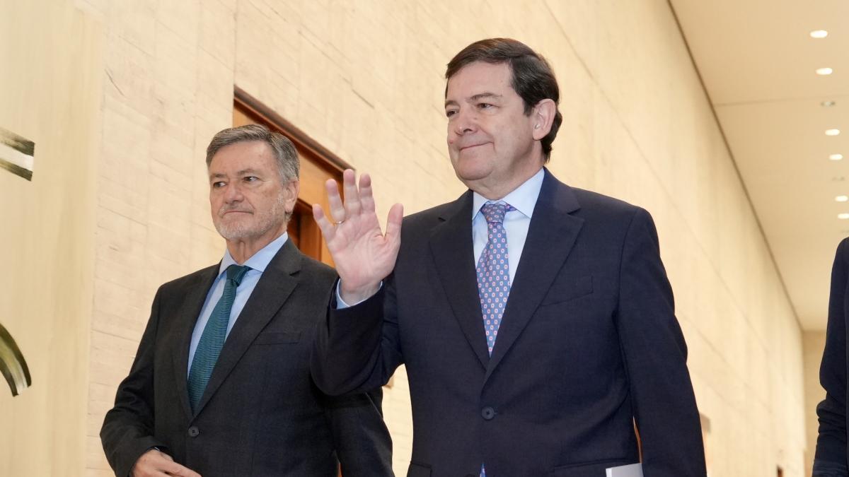 El PP se alía con Vox y recupera la Presidencia de la Cortes de Castilla y León con el pacto de Gobierno aún pendiente