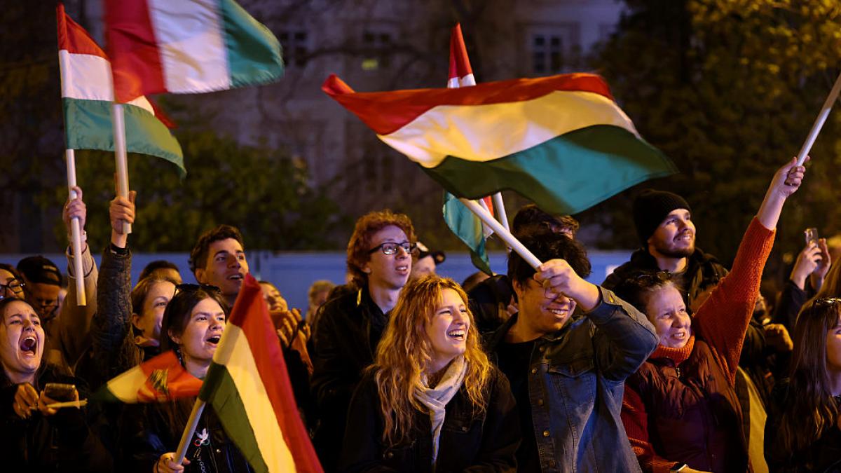 Es cierto lo que dice Ester Muñoz, del PP: la izquierda obtuvo 0 escaños en Hungría, pero porque decidió no presentarse