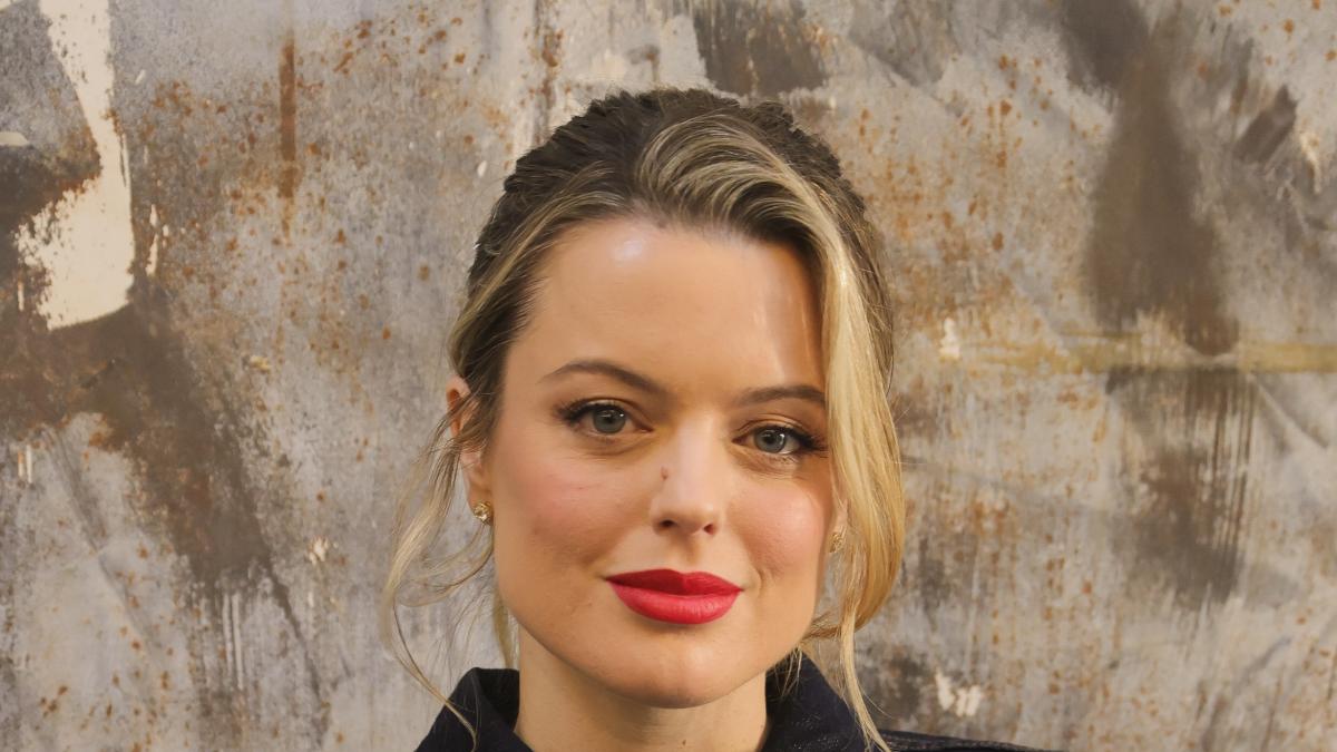 Adriana Torrebejano: "Es positivo ver a un personaje como el mío porque ayuda a tener referentes y a que las mujeres vivan el sexo sin tabúes"