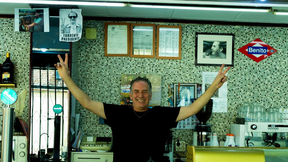 El 'Bar Benito', el lugar donde se fraguó el éxito de 'Torrente presidente': "Ahora soy del Atleti y del Fary"