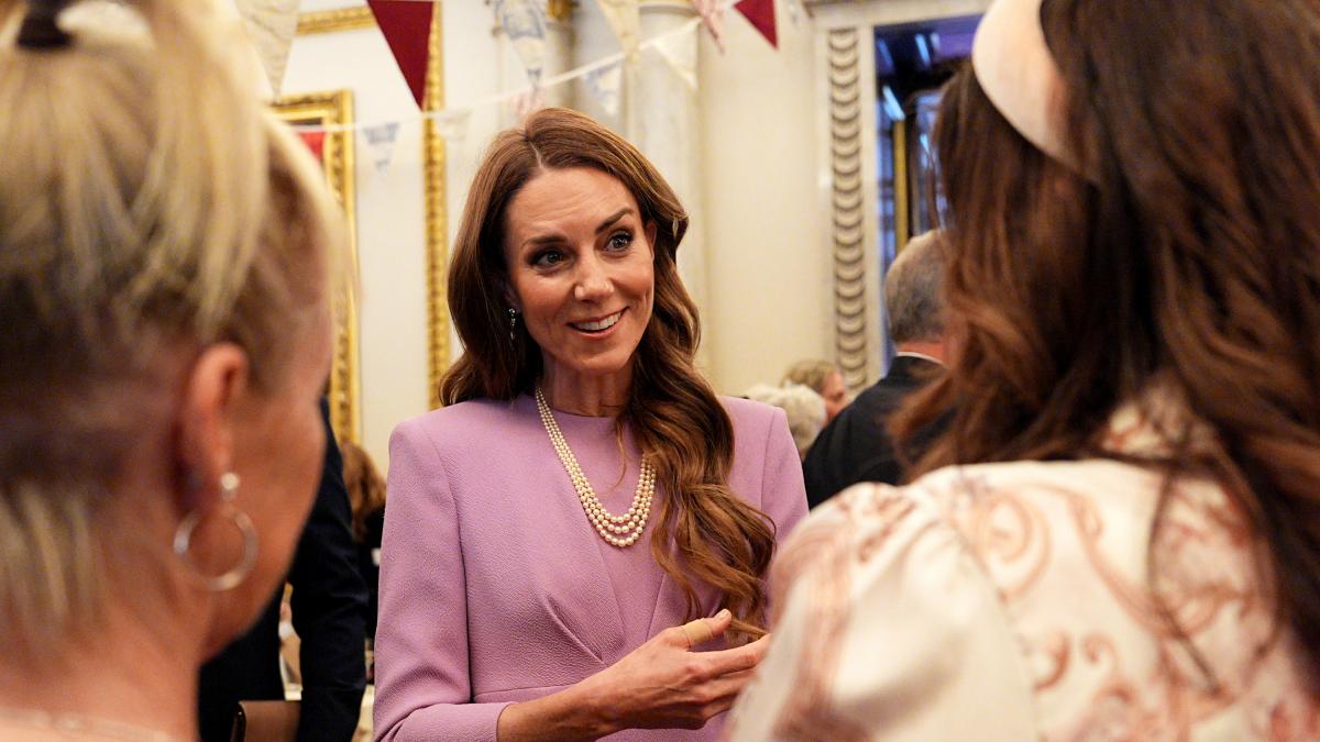 El homenaje de Kate Middleton a Isabel II a través de sus joyas en la celebración de su centenario